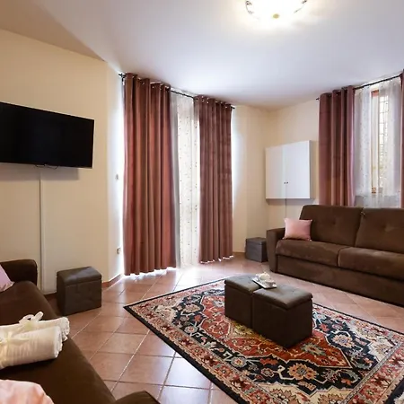 וילה A Casa Di Franca גאמבאסי