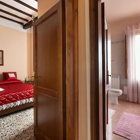 A Casa Di Franca וילה גאמבאסי